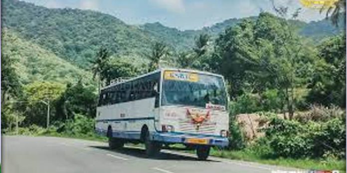 ഗ്രാമീണ സര്വ്വീസിന് തുടക്കമിട്ട് കെ.എസ്.ആര്.ടി.സി ഗ്രാമീണ സര്വ്വീസിന് തുടക്കമിട്ട് കെ.എസ്.ആര്.ടി.സി