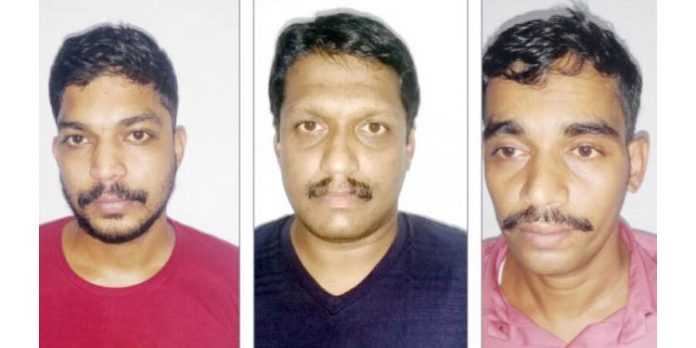 മുക്കുപണ്ടം പണയം വെച്ചു പണം തട്ടിയ കേസില് മൂന്നു പേര് അറസ്റ്റില് മുക്കുപണ്ടം പണയം വെച്ചു പണം തട്ടിയ കേസില് മൂന്നു പേര് അറസ്റ്റില്