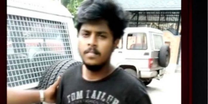 ആഡംബര ജീവിതത്തിനും ലഹരിക്കുളള പണം കണ്ടെത്താനുമാണ് മോഷണo ; കൗമാരക്കാരന് പിടിയില് ആഡംബര ജീവിതത്തിനും ലഹരിക്കുളള പണം കണ്ടെത്താനുമാണ് മോഷണo ; കൗമാരക്കാരന് പിടിയില്