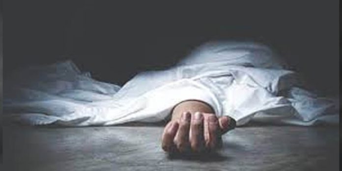 ബൈക്ക് യാത്രക്കാരനെ ഓടയില് മരിച്ചനിലയില് കണ്ടെത്തി ബൈക്ക് യാത്രക്കാരനെ ഓടയില് മരിച്ചനിലയില് കണ്ടെത്തി