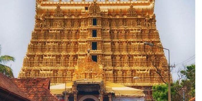 ശ്രീപദ്മനാഭ സ്വാമിക്ഷേത്രത്തില് നിറമുള്ള ചന്ദന വിതരണം വീണ്ടും ആരംഭിച്ചു ശ്രീപദ്മനാഭ സ്വാമിക്ഷേത്രത്തില് നിറമുള്ള ചന്ദന വിതരണം വീണ്ടും ആരംഭിച്ചു