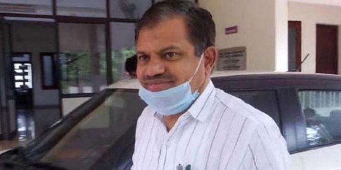 എംഎല്എ എംസി കമറുദ്ദീനെ വീണ്ടും കാഞ്ഞങ്ങാട് ജില്ലാ ജയിലിലേക്ക് മാറ്റി എംഎല്എ എംസി കമറുദ്ദീനെ വീണ്ടും കാഞ്ഞങ്ങാട് ജില്ലാ ജയിലിലേക്ക് മാറ്റി
