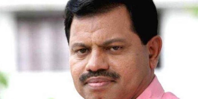 എംഎല്എ എംസി കമറുദ്ദീന്റെ ജാമ്യാപേക്ഷ ഇന്ന് ഹൈക്കോടതി പരിഗണിക്കും എംഎല്എ എംസി കമറുദ്ദീന്റെ ജാമ്യാപേക്ഷ ഇന്ന് ഹൈക്കോടതി പരിഗണിക്കും