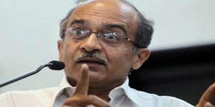 അര്ണബിന് ജാമ്യം നല്കാന് കാണിച്ച ഉത്സാഹം ഇവരുടെ കാര്യത്തില് കൂടി കാണിക്കൂ ; തടവറയില് കഴിയുന്ന ആക്ടിവിസ്റ്റുകളുടെ ലിസ്റ്റ് ഉര്ത്തിക്കാട്ടി പ്രശാന്ത് ഭൂഷണ് അര്ണബിന് ജാമ്യം നല്കാന് കാണിച്ച ഉത്സാഹം ഇവരുടെ കാര്യത്തില് കൂടി കാണിക്കൂ ; തടവറയില് കഴിയുന്ന ആക്ടിവിസ്റ്റുകളുടെ ലിസ്റ്റ് ഉര്ത്തിക്കാട്ടി പ്രശാന്ത് ഭൂഷണ്