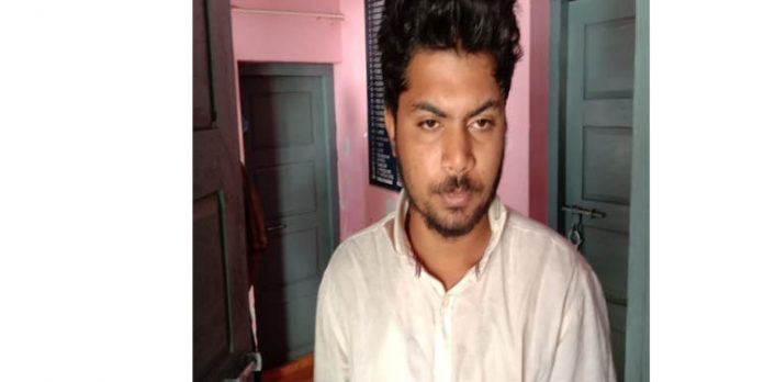 പ്രായപൂര്ത്തിയാകാത്ത പെണ്കുട്ടിയെ പീഡിപ്പിച്ച കേസില് ഒരാളെ കൂടി കൊല്ലം ചടയമംഗലം പോലീസ് അറസ്റ്റു ചെയ്തു പ്രായപൂര്ത്തിയാകാത്ത പെണ്കുട്ടിയെ പീഡിപ്പിച്ച കേസില് ഒരാളെ കൂടി കൊല്ലം ചടയമംഗലം പോലീസ് അറസ്റ്റു ചെയ്തു
