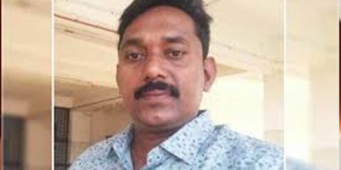 കായംകുളം സിയാദ് കൊലക്കേസില് പോലീസ് കുറ്റപത്രം സമര്പ്പിച്ചു കായംകുളം സിയാദ് കൊലക്കേസില് പോലീസ് കുറ്റപത്രം സമര്പ്പിച്ചു