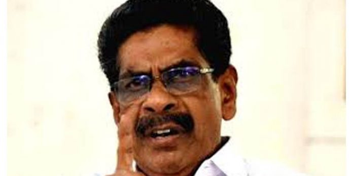സീറ്റുകളുടെ കാര്യത്തില് തര്ക്കം ; ജില്ലാ കോണ്ഗ്രസ് നേതൃത്വത്തിനെതിരെ മുല്ലപ്പള്ളി രാമചന്ദ്രന് സീറ്റുകളുടെ കാര്യത്തില് തര്ക്കം ; ജില്ലാ കോണ്ഗ്രസ് നേതൃത്വത്തിനെതിരെ മുല്ലപ്പള്ളി രാമചന്ദ്രന്