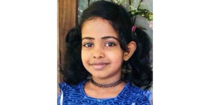 പാമ്പു കടിയേറ്റ് ചികിത്സയിലായിരുന്ന ഒന്നാംക്ലാസ്സുകാരി മരിച്ചു പാമ്പു കടിയേറ്റ് ചികിത്സയിലായിരുന്ന ഒന്നാംക്ലാസ്സുകാരി മരിച്ചു