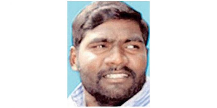 വയനാട്ടില് കൊല്ലപ്പെട്ട മാവോയിസ്റ്റ് വേല്മുരുകന്റെ മൃതദേഹം കാണാന് കുടുംബത്തിന് അനുമതി വയനാട്ടില് കൊല്ലപ്പെട്ട മാവോയിസ്റ്റ് വേല്മുരുകന്റെ മൃതദേഹം കാണാന് കുടുംബത്തിന് അനുമതി