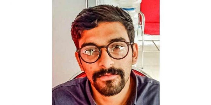 വ്യാജ ആധാര്കാര്ഡ് കാട്ടി മുക്കുപണ്ടം പണയം വെച്ച് പണം തട്ടിപ്പ് ; യുവാവിനെ പോലീസ് തിരയുന്നു വ്യാജ ആധാര്കാര്ഡ് കാട്ടി മുക്കുപണ്ടം പണയം വെച്ച് പണം തട്ടിപ്പ് ; യുവാവിനെ പോലീസ് തിരയുന്നു