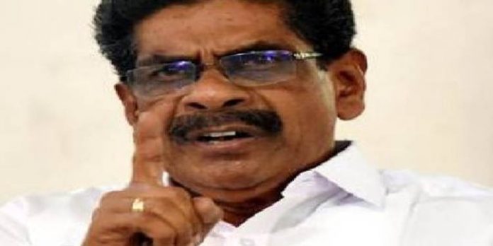 ജനശ്രദ്ധ തിരിക്കുന്നതിന്റെ ഭാഗമാണ് മുസ്ലിം ലീഗ് എംഎല്എ ഇബ്രാംഹിം കുഞ്ഞിന്റെ അറസ്റ്റ് : മുല്ലപ്പള്ളി രാമചന്ദ്രന് ജനശ്രദ്ധ തിരിക്കുന്നതിന്റെ ഭാഗമാണ് മുസ്ലിം ലീഗ് എംഎല്എ ഇബ്രാംഹിം കുഞ്ഞിന്റെ അറസ്റ്റ് : മുല്ലപ്പള്ളി രാമചന്ദ്രന്