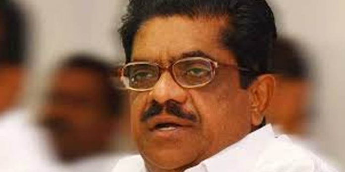 കോണ്ഗ്രസ് നേതൃത്വത്തിനെതിരെ വിമര്ശനവുമായി മുന് കെ പി സി സി അദ്ധ്യക്ഷന് വി എം സുധീരന് കോണ്ഗ്രസ് നേതൃത്വത്തിനെതിരെ വിമര്ശനവുമായി മുന് കെ പി സി സി അദ്ധ്യക്ഷന് വി എം സുധീരന്