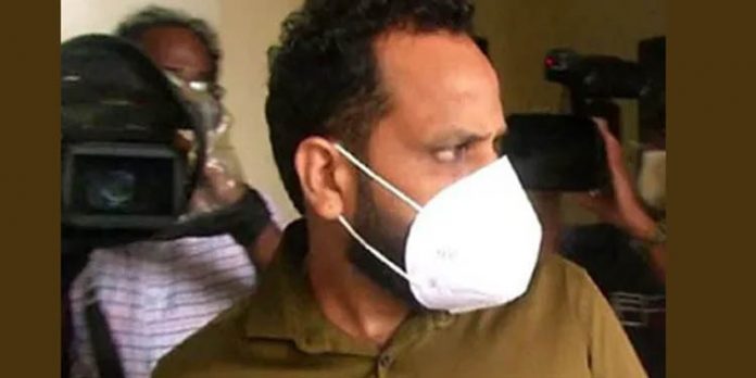 ഇ ഡി അറസ്റ്റുചെയ്ത ബിനീഷ് കോടിയേരിക്ക് ദേഹാസ്വാസ്ഥ്യo ആശുപത്രിയില് പ്രവേശിപ്പിച്ചു ഇ ഡി അറസ്റ്റുചെയ്ത ബിനീഷ് കോടിയേരിക്ക് ദേഹാസ്വാസ്ഥ്യo ആശുപത്രിയില് പ്രവേശിപ്പിച്ചു