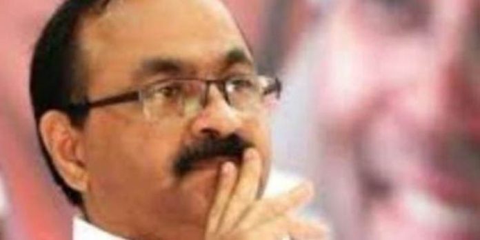 നല്ല കമ്മ്യൂണിസ്റ്റുകള് ഈ പ്രാവശ്യം യു.ഡി.എഫിന് വോട്ടുചെയ്യുമെന്ന് വി.ഡി. സതീശന് നല്ല കമ്മ്യൂണിസ്റ്റുകള് ഈ പ്രാവശ്യം യു.ഡി.എഫിന് വോട്ടുചെയ്യുമെന്ന് വി.ഡി. സതീശന്