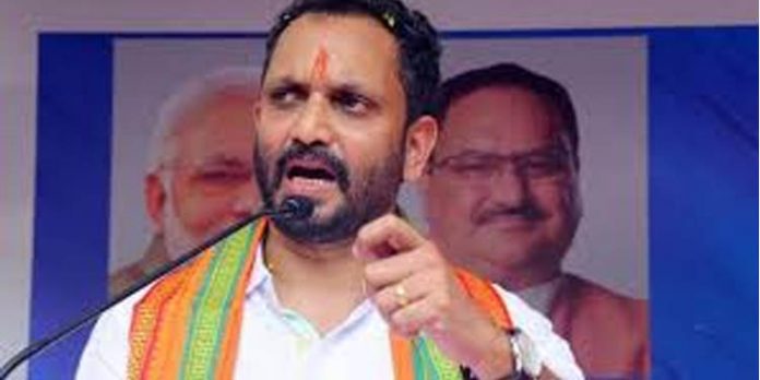 സി. എം രവീന്ദ്രന്റെ ചോദ്യം ചെയ്യല് വൈകിക്കുന്നത് മുഖ്യമന്ത്രിയെ രക്ഷിക്കാനാണെന്ന് കെ.സുരേന്ദ്രന് സി. എം രവീന്ദ്രന്റെ ചോദ്യം ചെയ്യല് വൈകിക്കുന്നത് മുഖ്യമന്ത്രിയെ രക്ഷിക്കാനാണെന്ന് കെ.സുരേന്ദ്രന്