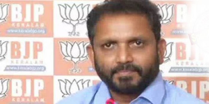 ബിജെപിയുടെ തെരഞ്ഞെടുപ്പ് യോഗങ്ങളില് രഹസ്യപ്പോലീസുകാര് ചിത്രങ്ങളും വീഡിയോയും പകര്ത്തി ; പൊട്ടിത്തെറിച്ചു കെ. സുരേന്ദ്രന് ബിജെപിയുടെ തെരഞ്ഞെടുപ്പ് യോഗങ്ങളില് രഹസ്യപ്പോലീസുകാര് ചിത്രങ്ങളും വീഡിയോയും പകര്ത്തി ; പൊട്ടിത്തെറിച്ചു കെ. സുരേന്ദ്രന്
