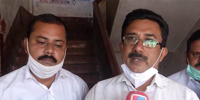 യു ഡി എഫ് നേതൃത്വം സീറ്റ് നല്കിയില്ല : കാസര്കോട് ജില്ലയില് കേരള കോണ്ഗ്രസ് ജോസഫ് വിഭാഗം ഒറ്റക്ക് മത്സരിക്കും യു ഡി എഫ് നേതൃത്വം സീറ്റ് നല്കിയില്ല : കാസര്കോട് ജില്ലയില് കേരള കോണ്ഗ്രസ് ജോസഫ് വിഭാഗം ഒറ്റക്ക് മത്സരിക്കും