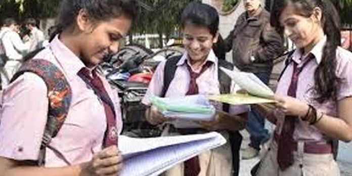 സിബിഎസ്ഇ പത്ത്, പന്ത്രണ്ട് ക്ലാസുകളിലെ പരീക്ഷകള് റദ്ദാക്കില്ല ; പരീക്ഷാ തീയതി ഉടന് പ്രഖ്യാപിക്കുo സിബിഎസ്ഇ പത്ത്, പന്ത്രണ്ട് ക്ലാസുകളിലെ പരീക്ഷകള് റദ്ദാക്കില്ല ; പരീക്ഷാ തീയതി ഉടന് പ്രഖ്യാപിക്കുo