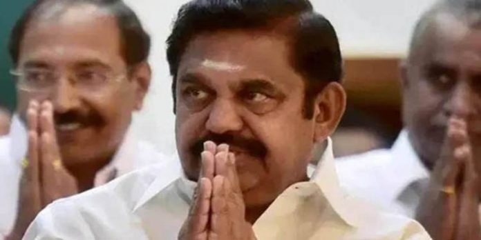 എംജിആറിന്റെ ചിത്രം ഉപയോഗിച്ച് ബിജെപി ; സ്വന്തം നേതാവിന്റേത് ഉപയോഗിക്കൂ എന്ന് എഡിഎംകെ എംജിആറിന്റെ ചിത്രം ഉപയോഗിച്ച് ബിജെപി ; സ്വന്തം നേതാവിന്റേത് ഉപയോഗിക്കൂ എന്ന് എഡിഎംകെ