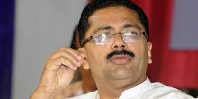 ഈന്തപ്പഴ വിതരണo : കെ.ടി. ജലീലിനെതിരെ അന്വേഷണം ആവശ്യപ്പെട്ടുള്ള ഹര്ജി തിരുവനന്തപുരം വിജിലന്സ് കോടതി ഇന്ന് പരിഗണിക്കും ഈന്തപ്പഴ വിതരണo : കെ.ടി. ജലീലിനെതിരെ അന്വേഷണം ആവശ്യപ്പെട്ടുള്ള ഹര്ജി തിരുവനന്തപുരം വിജിലന്സ് കോടതി ഇന്ന് പരിഗണിക്കും