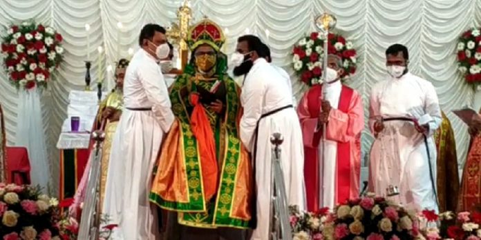 മാർത്തോമ്മാ സഭയുടെ പുതിയ അധ്യക്ഷനായി ഡോ :ഗീവർഗീസ് മാർ തിയഡോഷ്യസ് സ്ഥാനാരോഹിതനായി മാർത്തോമ്മാ സഭയുടെ പുതിയ അധ്യക്ഷനായി ഡോ :ഗീവർഗീസ് മാർ തിയഡോഷ്യസ് സ്ഥാനാരോഹിതനായി
