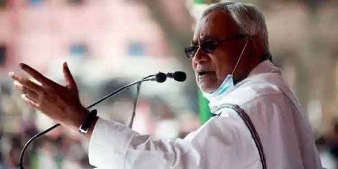 ബിഹാർ : നിതീഷ്കുമാർ ഇന്ന് സത്യപ്രതിജ്ഞ ചെയ്യും ബിഹാർ : നിതീഷ്കുമാർ ഇന്ന് സത്യപ്രതിജ്ഞ ചെയ്യും
