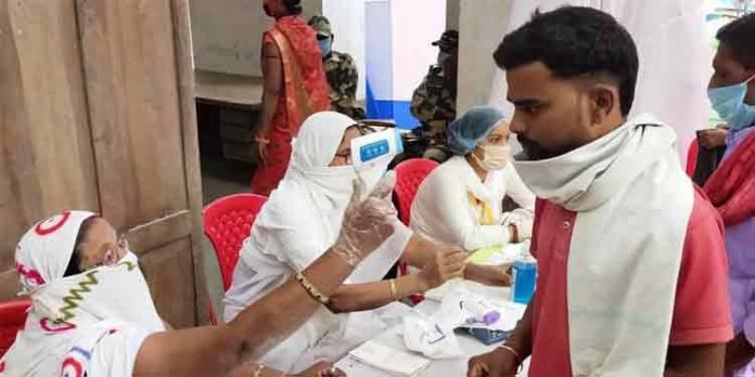 ബിഹാറില് അവസാനഘട്ട വോട്ടെടുപ്പ് തുടങ്ങി ; 78 മണ്ഡലങ്ങളിലെ വോട്ടര്മാര് ബൂത്തില് ബിഹാറില് അവസാനഘട്ട വോട്ടെടുപ്പ് തുടങ്ങി ; 78 മണ്ഡലങ്ങളിലെ വോട്ടര്മാര് ബൂത്തില്