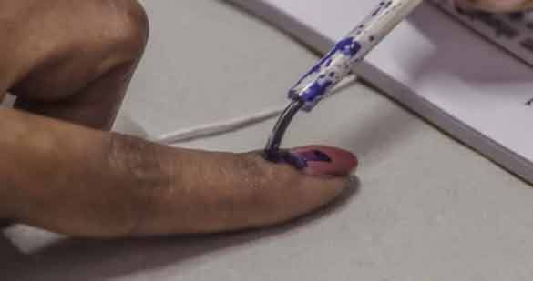 തദ്ദേശ തെരഞ്ഞെടുപ്പ് ; കോവിഡ് ബാധിതര്ക്ക് വോട്ട് ചെയ്യുന്നതിനുള്ള മാര്ഗ നിര്ദ്ദേശങ്ങള് തദ്ദേശ തെരഞ്ഞെടുപ്പ് ; കോവിഡ് ബാധിതര്ക്ക് വോട്ട് ചെയ്യുന്നതിനുള്ള മാര്ഗ നിര്ദ്ദേശങ്ങള്