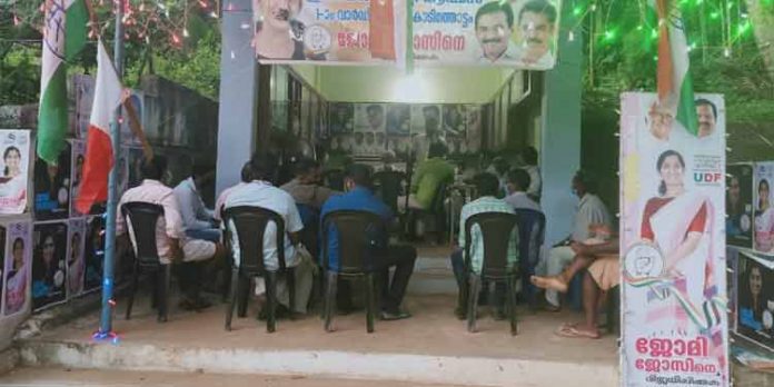 പെരുമാറ്റച്ചട്ടം ലംഘിച്ച് പൊതുസ്ഥലങ്ങളില് സ്ഥാപിച്ചിരുന്ന 13,343 പ്രചാരണ സാമിഗ്രികള് നീക്കം ചെയ്യിച്ചു പെരുമാറ്റച്ചട്ടം ലംഘിച്ച് പൊതുസ്ഥലങ്ങളില് സ്ഥാപിച്ചിരുന്ന 13,343 പ്രചാരണ സാമിഗ്രികള് നീക്കം ചെയ്യിച്ചു