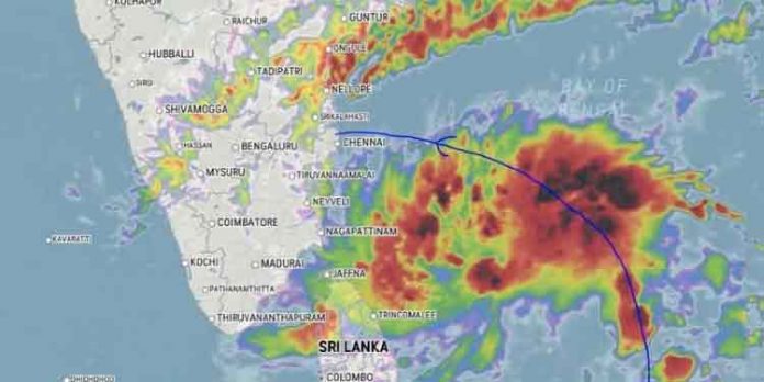 നിവർ ആശങ്ക ഒഴിയുന്നു ; അതിതീവ്ര ചുഴലിക്കാറ്റിൽ നിന്ന് തീവ്ര ചുഴലിക്കാറ്റായി നിവർ ആശങ്ക ഒഴിയുന്നു ; അതിതീവ്ര ചുഴലിക്കാറ്റിൽ നിന്ന് തീവ്ര ചുഴലിക്കാറ്റായി