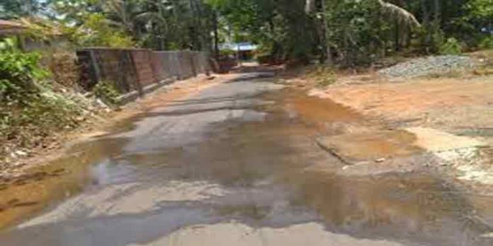 റാന്നി ഇട്ടിയപ്പാറ ടൗണിൽ കുടിവെള്ള പൈപ്പ് പൊട്ടൽ തുടർക്കഥയാകുന്നു റാന്നി ഇട്ടിയപ്പാറ ടൗണിൽ കുടിവെള്ള പൈപ്പ് പൊട്ടൽ തുടർക്കഥയാകുന്നു