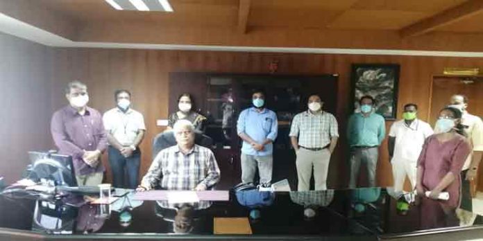 ശ്രീചിത്രയിലെ ഭരണസ്തംഭനം : മുതിര്ന്ന ഡോക്ടര് ജയകുമാറിന് ഡയറക്ടറുടെ ചുമതല ശ്രീചിത്രയിലെ ഭരണസ്തംഭനം : മുതിര്ന്ന ഡോക്ടര് ജയകുമാറിന് ഡയറക്ടറുടെ ചുമതല