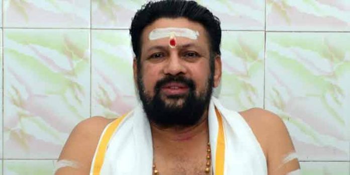 തീര്ഥാടകര് സുരക്ഷാ നിര്ദേശങ്ങള് പാലിക്കണം : തന്ത്രി കണ്ഠരര് രാജീവര് തീര്ഥാടകര് സുരക്ഷാ നിര്ദേശങ്ങള് പാലിക്കണം : തന്ത്രി കണ്ഠരര് രാജീവര്