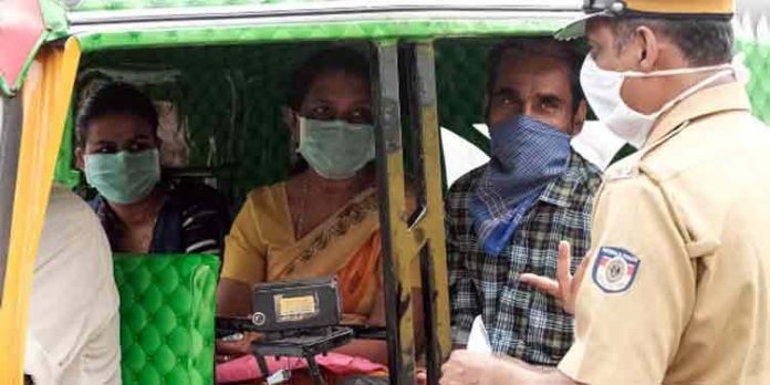 ഖജനാവ് നിറക്കാന് കൊവിഡ് നിയമ ലംഘനങ്ങൾക്കുള്ള പിഴത്തുക സര്ക്കാര് കുത്തനെ ഉയർത്തി ഖജനാവ് നിറക്കാന് കൊവിഡ് നിയമ ലംഘനങ്ങൾക്കുള്ള പിഴത്തുക സര്ക്കാര് കുത്തനെ ഉയർത്തി