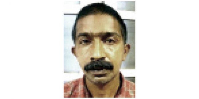 ഭാര്യയെ ആക്രമിച്ച് വീടിന് തീവെച്ചയാള് അറസ്റ്റില് ഭാര്യയെ ആക്രമിച്ച് വീടിന് തീവെച്ചയാള് അറസ്റ്റില്