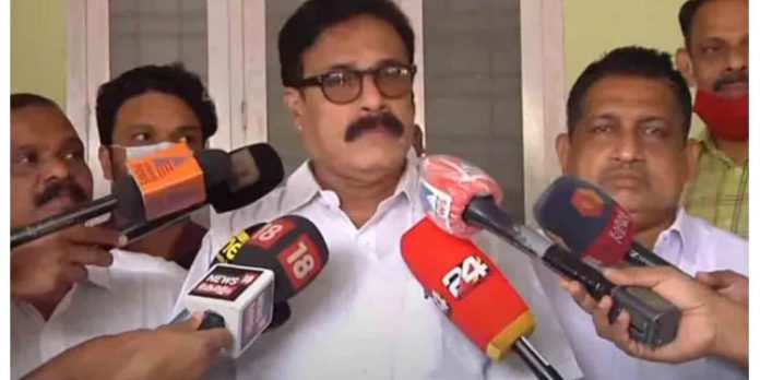തൃശൂര് കോര്പ്പറേഷനില് ഇടതുഭരണം ; കോണ്ഗ്രസ് വിമതന് എം.കെ വര്ഗീസ് മേയര് തൃശൂര് കോര്പ്പറേഷനില് ഇടതുഭരണം ; കോണ്ഗ്രസ് വിമതന് എം.കെ വര്ഗീസ് മേയര്