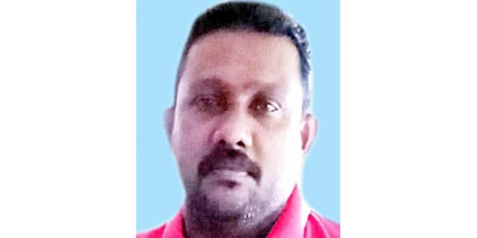 ആലുവ പുഴയില് ചാടിയയാളുടെ മൃതദേഹം തിരിച്ചറിഞ്ഞു ആലുവ പുഴയില് ചാടിയയാളുടെ മൃതദേഹം തിരിച്ചറിഞ്ഞു