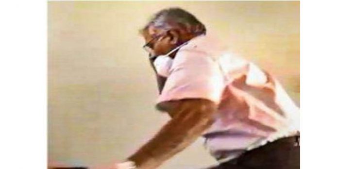 സി എം രവീന്ദ്രന് ഇഡി ഓഫീസില് ; ചോദ്യം ചെയ്യുന്നത് രണ്ടാം ദിവസം സി എം രവീന്ദ്രന് ഇഡി ഓഫീസില് ; ചോദ്യം ചെയ്യുന്നത് രണ്ടാം ദിവസം