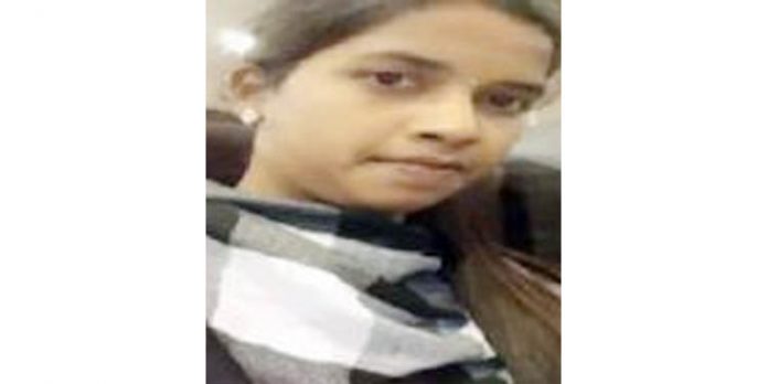 കാഞ്ചിപുരത്ത് ഭിന്നശേഷിക്കാരിയായ സര്ക്കാര് ഉദ്യോഗസ്ഥ സെപ്റ്റിക് ടാങ്കില് വീണ് മരിച്ചു കാഞ്ചിപുരത്ത് ഭിന്നശേഷിക്കാരിയായ സര്ക്കാര് ഉദ്യോഗസ്ഥ സെപ്റ്റിക് ടാങ്കില് വീണ് മരിച്ചു