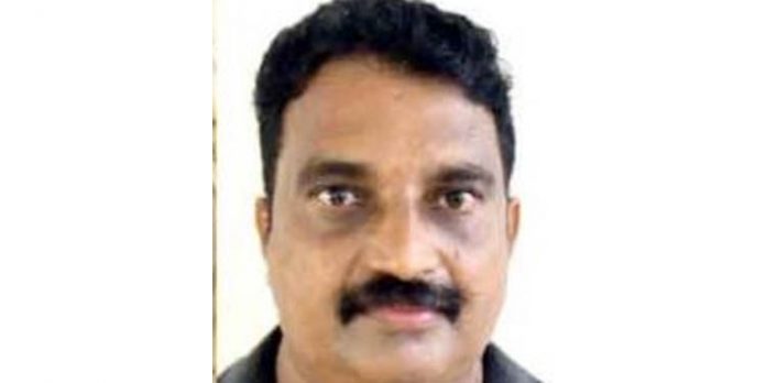 പകുതി വിലയ്ക്ക് തയ്യല് യന്ത്രം നല്കാമെന്ന് വാഗ്ദാനം നല്കി ലക്ഷങ്ങള് തട്ടിയയാള് പിടിയില് പകുതി വിലയ്ക്ക് തയ്യല് യന്ത്രം നല്കാമെന്ന് വാഗ്ദാനം നല്കി ലക്ഷങ്ങള് തട്ടിയയാള് പിടിയില്