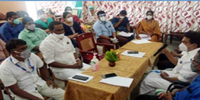 പാലാ മരിയസദന് അന്തേവാസി കേന്ദ്രത്തിലെ കോവിഡ് വ്യാപനം ഗുരുതരമെന്ന് ആരോഗ്യവകുപ്പ് പാലാ മരിയസദന് അന്തേവാസി കേന്ദ്രത്തിലെ കോവിഡ് വ്യാപനം ഗുരുതരമെന്ന് ആരോഗ്യവകുപ്പ്