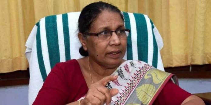 യുവനടിയുടെ ആരോപണത്തില് വനിതാ കമ്മിഷന് സ്വമേധയാ കേസെടുത്തു ; മാളിലെ സിസിടിവി ദൃശ്യങ്ങള് ഹാജരാക്കാന് നിര്ദ്ദേശം യുവനടിയുടെ ആരോപണത്തില് വനിതാ കമ്മിഷന് സ്വമേധയാ കേസെടുത്തു ; മാളിലെ സിസിടിവി ദൃശ്യങ്ങള് ഹാജരാക്കാന് നിര്ദ്ദേശം