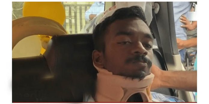 പ്രണയത്തിന്റെ പേരില് യുവാവിന് ക്രൂര മര്ദ്ദനം ; പരിക്കേറ്റ യുവാവിന് ചലനശേഷി നഷ്ടപ്പെട്ടു പ്രണയത്തിന്റെ പേരില് യുവാവിന് ക്രൂര മര്ദ്ദനം ; പരിക്കേറ്റ യുവാവിന് ചലനശേഷി നഷ്ടപ്പെട്ടു