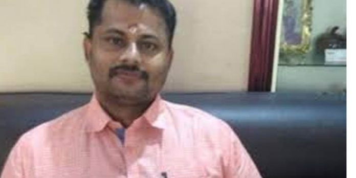 പാലത്തായി പീഡനം ; അധ്യാപകരുടെ ശുചിമുറിയിലെ രക്തക്കറയുള്ള ടൈലുകള് പരിശോധനയ്ക്ക് അയച്ചു പാലത്തായി പീഡനം ; അധ്യാപകരുടെ ശുചിമുറിയിലെ രക്തക്കറയുള്ള ടൈലുകള് പരിശോധനയ്ക്ക് അയച്ചു