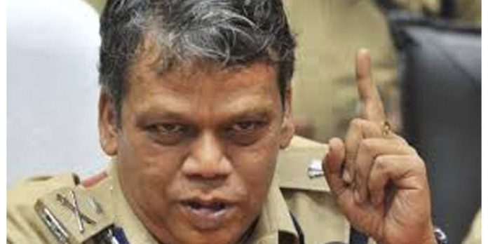 പുതുവത്സരാഘോഷ പരിപാടികള്ക്ക് നിയന്ത്രണം ; നിരീക്ഷണത്തിന് ഡ്രോണ് ഉള്പ്പെടെ ഉപയോഗിക്കും : ഡി.ജി.പി പുതുവത്സരാഘോഷ പരിപാടികള്ക്ക് നിയന്ത്രണം ; നിരീക്ഷണത്തിന് ഡ്രോണ് ഉള്പ്പെടെ ഉപയോഗിക്കും : ഡി.ജി.പി
