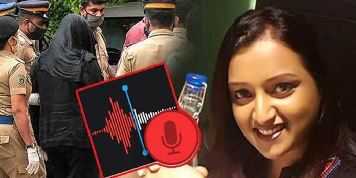 സ്വപ്ന സുരേഷിന്റെ ശബ്ദരേഖ : റിക്കോര്ഡ് ചെയ്യാന് സഹായിച്ചത് തൃപ്പൂണിത്തുറ വനിതാ സെല്ലിലെ സീനിയര് സിവില് പോലീസ് ഓഫീസര് സ്വപ്ന സുരേഷിന്റെ ശബ്ദരേഖ : റിക്കോര്ഡ് ചെയ്യാന് സഹായിച്ചത് തൃപ്പൂണിത്തുറ വനിതാ സെല്ലിലെ സീനിയര് സിവില് പോലീസ് ഓഫീസര്