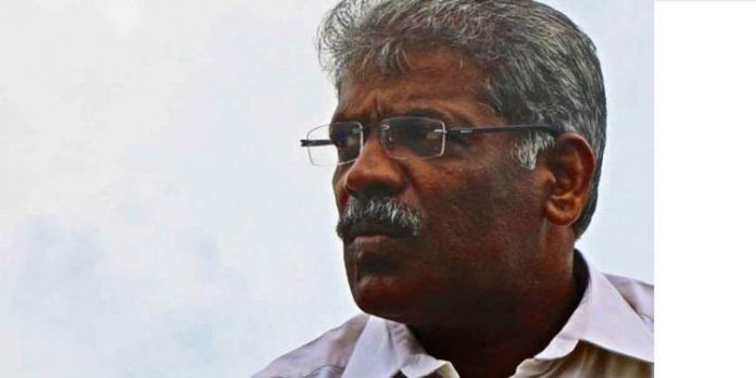 ഇ.ഡിയെ വട്ടംകറക്കി മുഖ്യമന്ത്രിയുടെ അഡീഷണല് പ്രൈവറ്റ് സെക്രട്ടറി സി.എം.രവീന്ദ്രന് ; കുരുക്ക് മുറുക്കി എന്ഫോഴ്സ്മെന്റ് ഡയറക്ടറേറ്റ് ഇ.ഡിയെ വട്ടംകറക്കി മുഖ്യമന്ത്രിയുടെ അഡീഷണല് പ്രൈവറ്റ് സെക്രട്ടറി സി.എം.രവീന്ദ്രന് ; കുരുക്ക് മുറുക്കി എന്ഫോഴ്സ്മെന്റ് ഡയറക്ടറേറ്റ്
