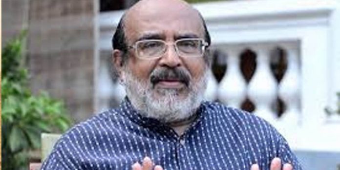 മാധ്യമങ്ങള്ക്ക് തലകൊടുക്കാതെ ഐസക്ക് വോട്ട് ചെയ്ത് മടങ്ങി മാധ്യമങ്ങള്ക്ക് തലകൊടുക്കാതെ ഐസക്ക് വോട്ട് ചെയ്ത് മടങ്ങി