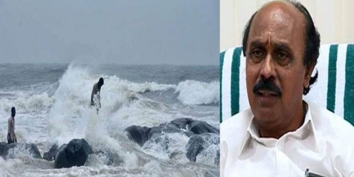 ചുഴലിക്കാറ്റ് നേരിടാന് മുന്കരുതല് നടപടികള് സ്വീകരിച്ചതായി മന്ത്രി ഇ ചന്ദ്രശേഖരന് ചുഴലിക്കാറ്റ് നേരിടാന് മുന്കരുതല് നടപടികള് സ്വീകരിച്ചതായി മന്ത്രി ഇ ചന്ദ്രശേഖരന്