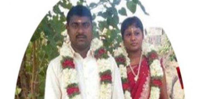 കൊച്ചിയില് അമ്മയും മൂന്ന് മക്കളും വീട്ടിനുള്ളില് മരിച്ച നിലയില് കണ്ടെത്തിയ സംഭവത്തില് കൂടുതല് വിവരങ്ങള് പുറത്ത് കൊച്ചിയില് അമ്മയും മൂന്ന് മക്കളും വീട്ടിനുള്ളില് മരിച്ച നിലയില് കണ്ടെത്തിയ സംഭവത്തില് കൂടുതല് വിവരങ്ങള് പുറത്ത്